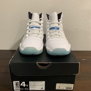 2014 Air Jordan Legend Blue 11’s DS